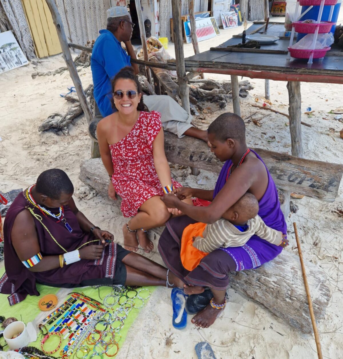 donne maasai nelle spiagge di Zanzibar